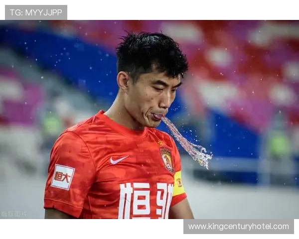 郑智与中国足球十佳球星评选榜单揭晓 谁能脱颖而出成为历史传奇